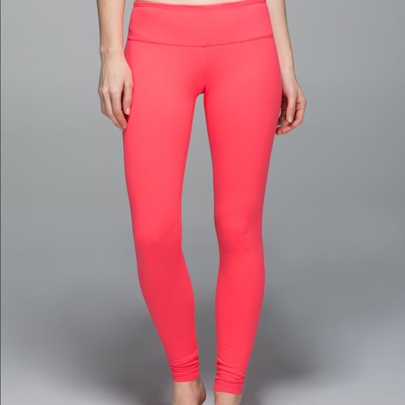 lululemon athletica Pants - Lululemon Wunder Under Leggings 7/8